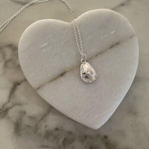 Elegant Silver Cowboy Hat Pendant Necklace